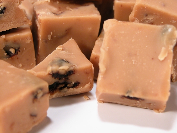 Rum Raisin' Fudge